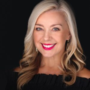 Laura Thomas, author